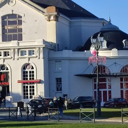 Un Nid D ' Amour Cabourg Kültér fotó