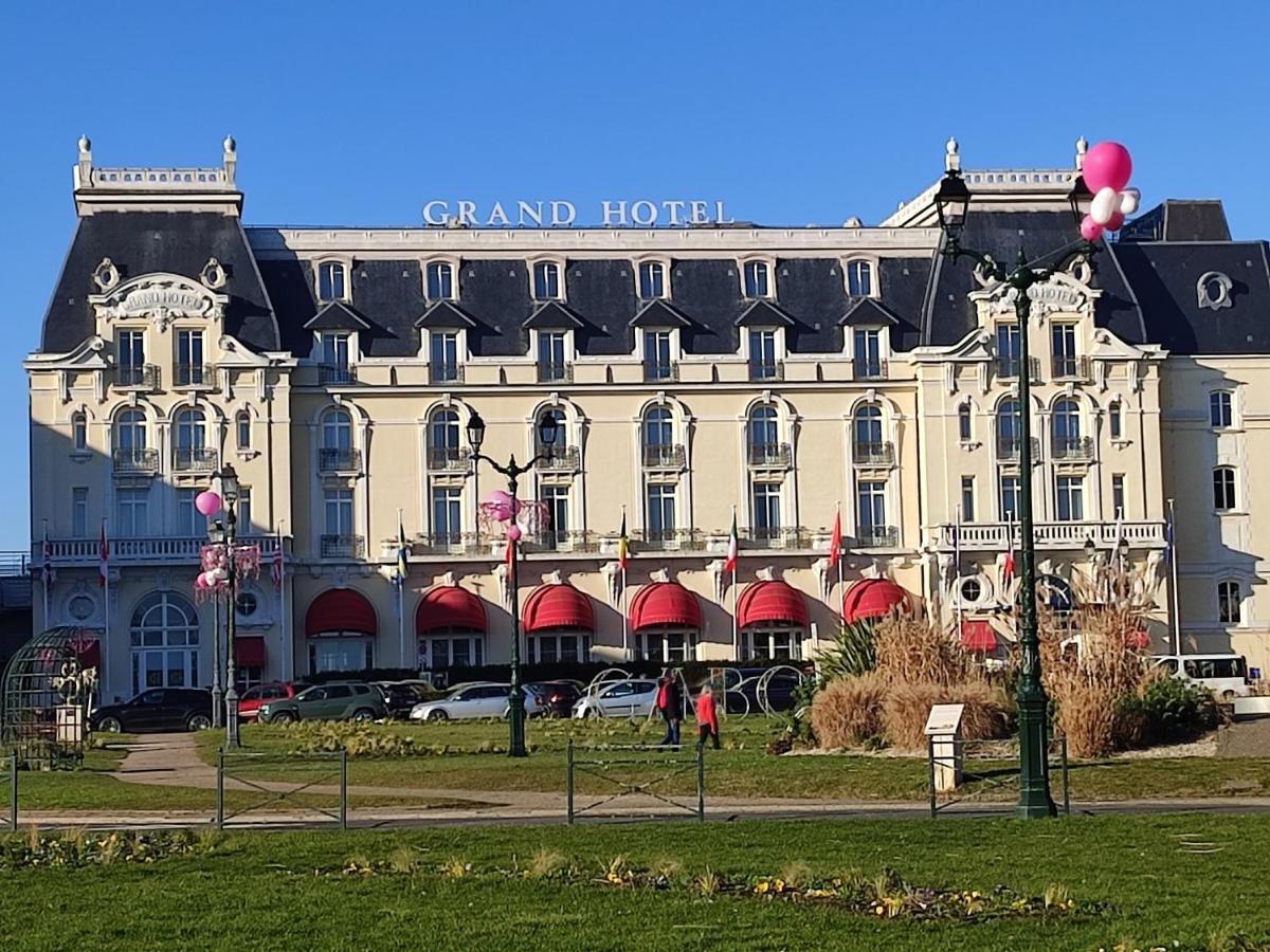 Un Nid D ' Amour Cabourg Kültér fotó